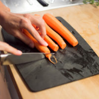 preparazione spaghetti di carote al ragù