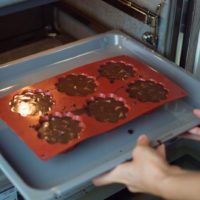 preparazione muffins al cacao senza glutine